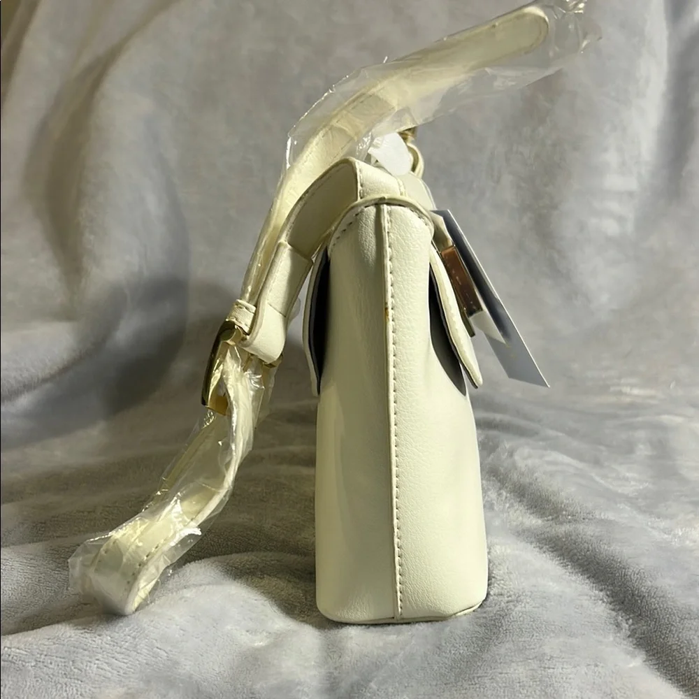 Madden Girl Cream Shoulder Bag